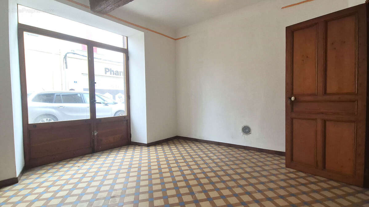 Appartement à ROGNONAS