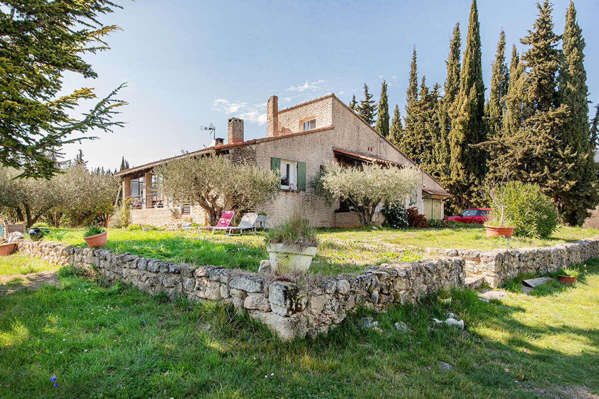 Photo 4 - Maison à CUCURON