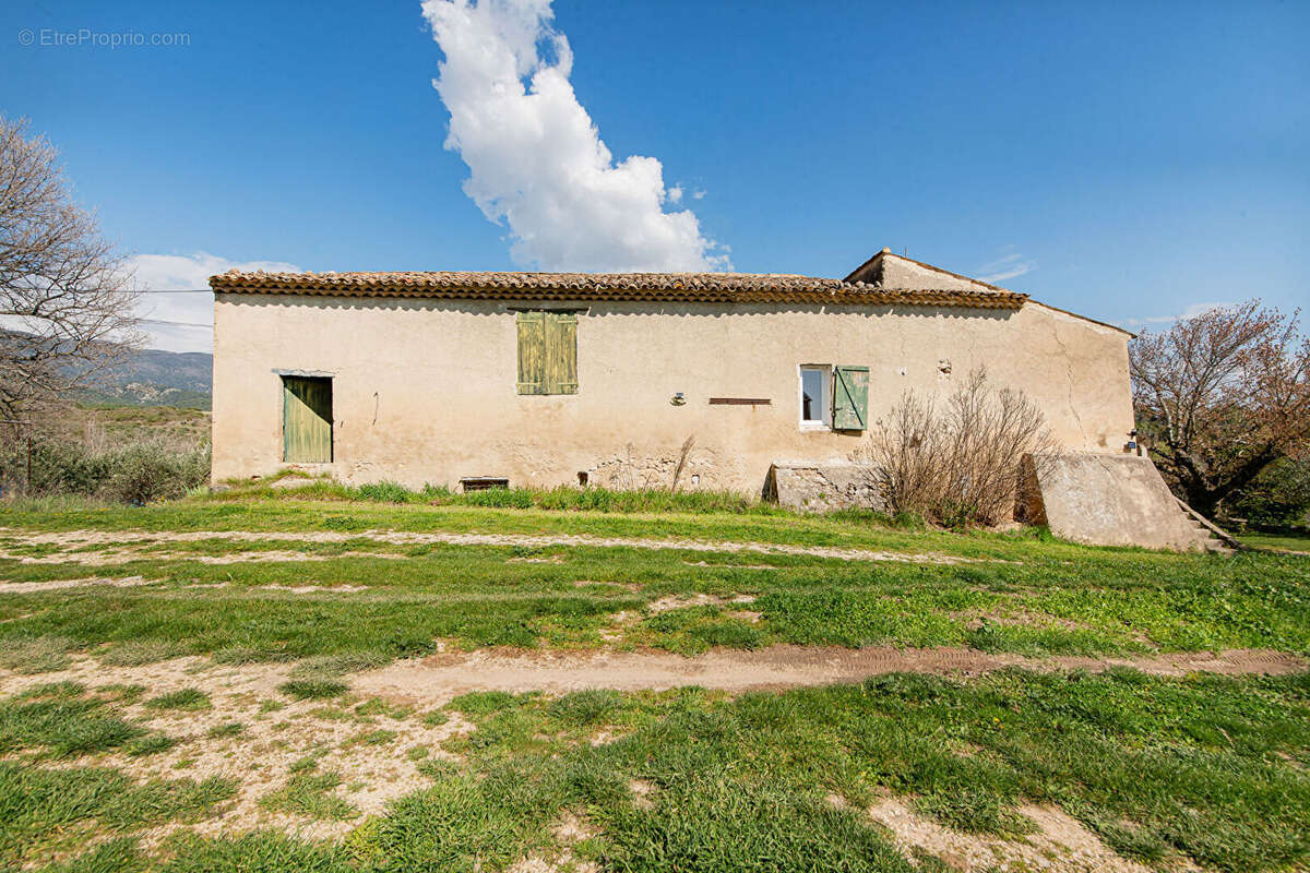 Photo 5 - Maison à CUCURON