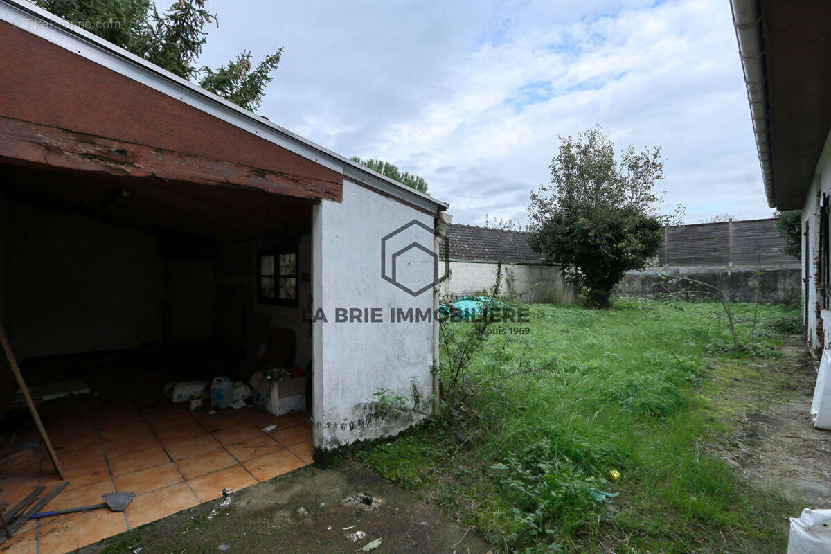 Maison à VILLECRESNES