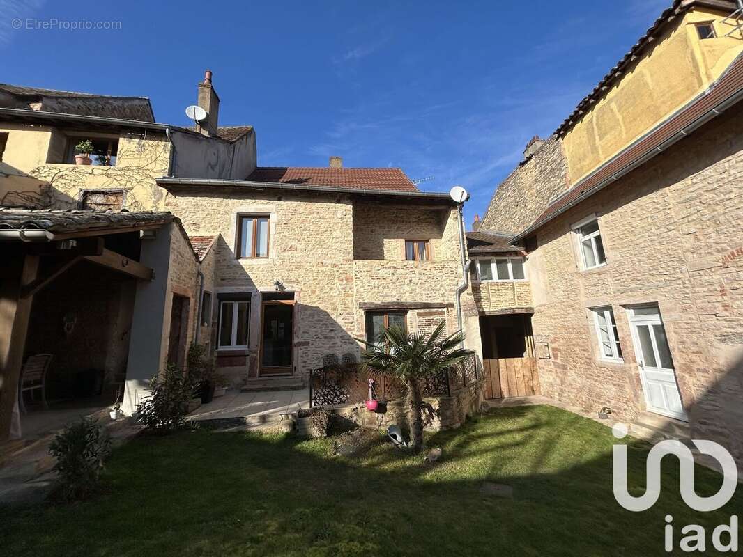 Photo 2 - Maison à CUISERY