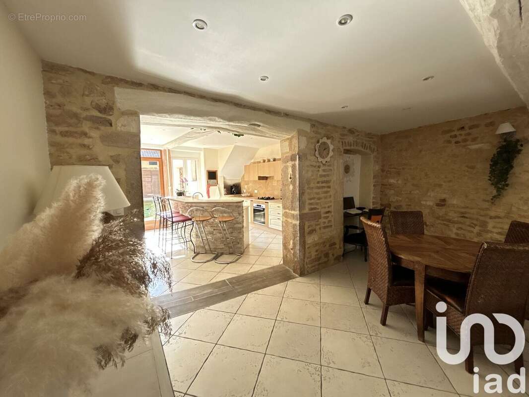 Photo 8 - Maison à CUISERY