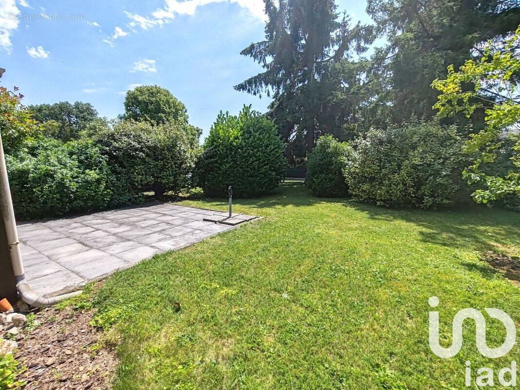 Photo 1 - Maison à BERTEAUCOURT-LES-THENNES