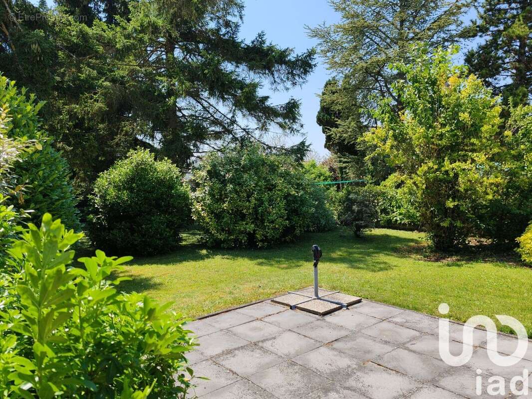 Photo 2 - Maison à BERTEAUCOURT-LES-THENNES