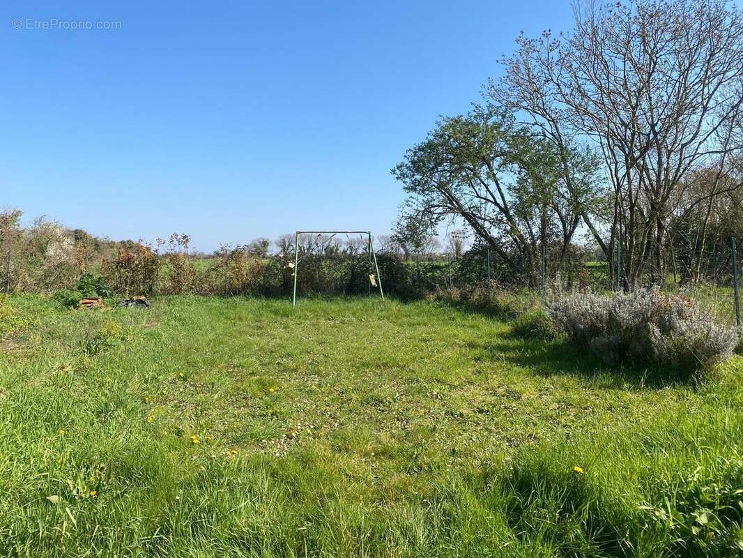 Photo 4 - Terrain à SAINTE-SOULLE