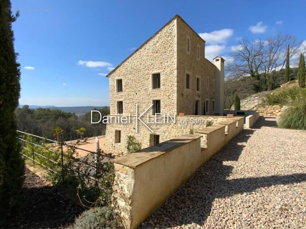 Photo 1 - Maison à TOURRETTES