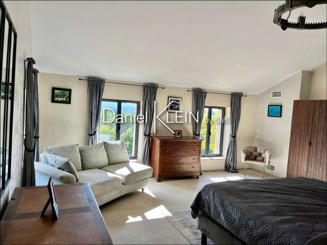 Photo 8 - Maison à TOURRETTES