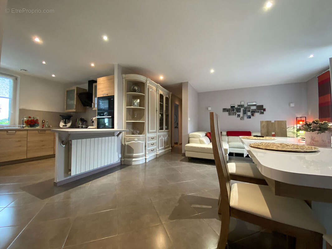 Maison à MONTFORT-L'AMAURY