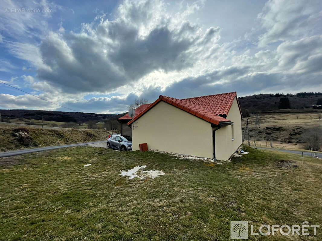 Maison à CHANALEILLES