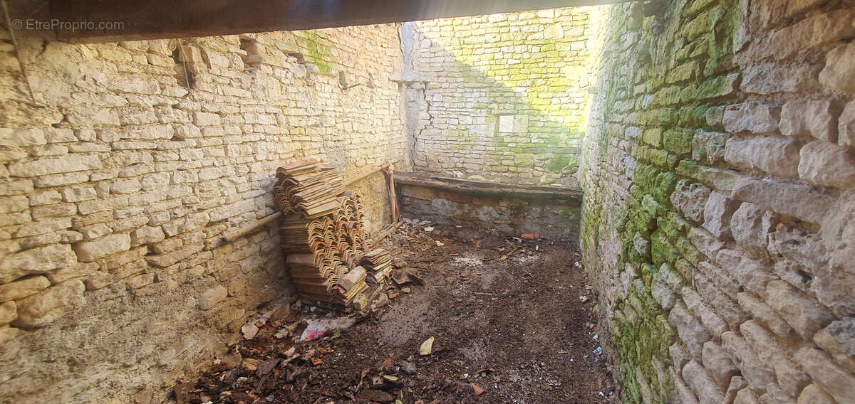 Maison à SAINT-AMANT-DE-NOUERE