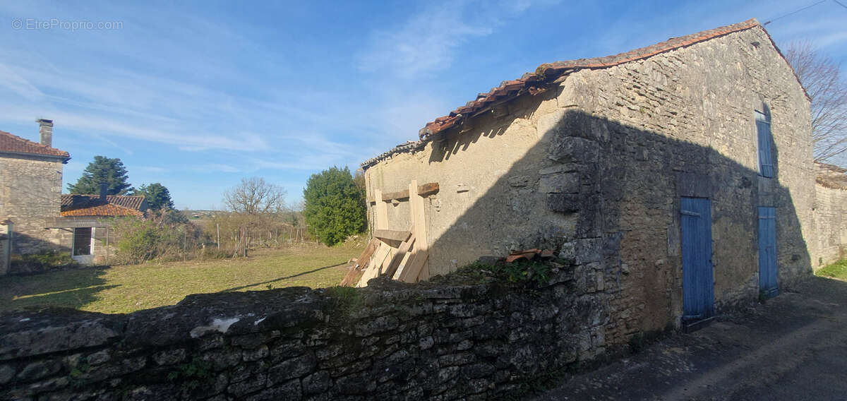 Maison à SAINT-AMANT-DE-NOUERE