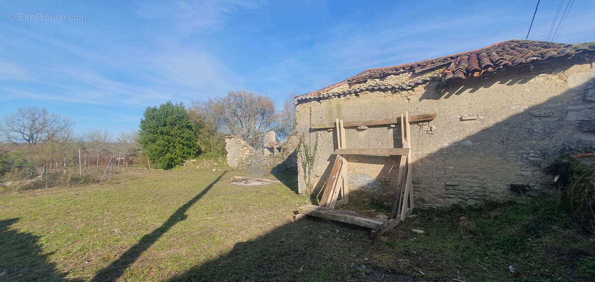 Maison à SAINT-AMANT-DE-NOUERE