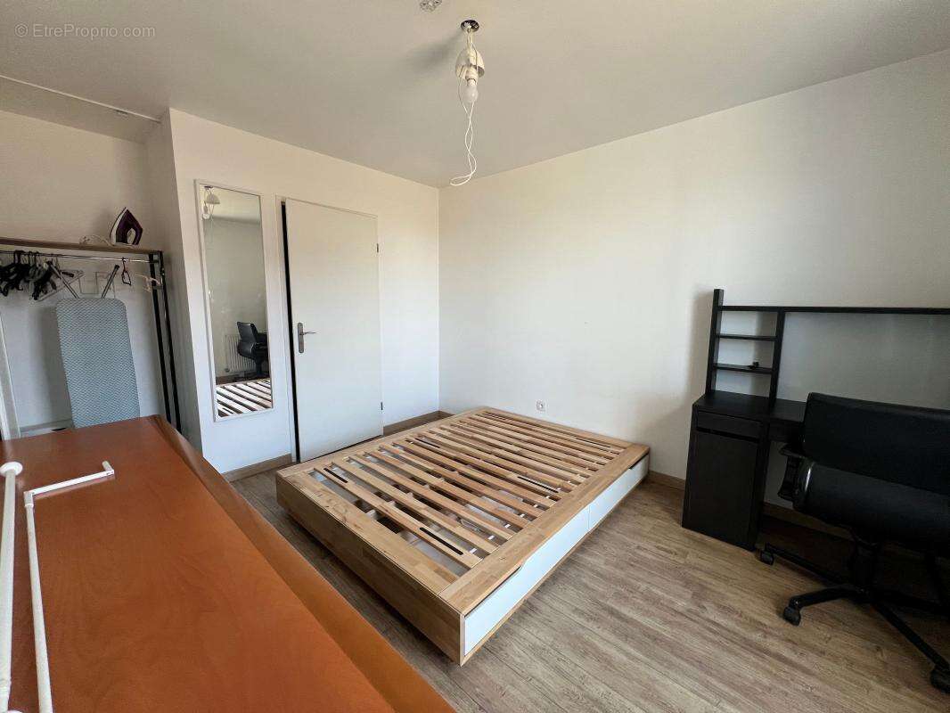 Appartement à BUSSY-SAINT-GEORGES