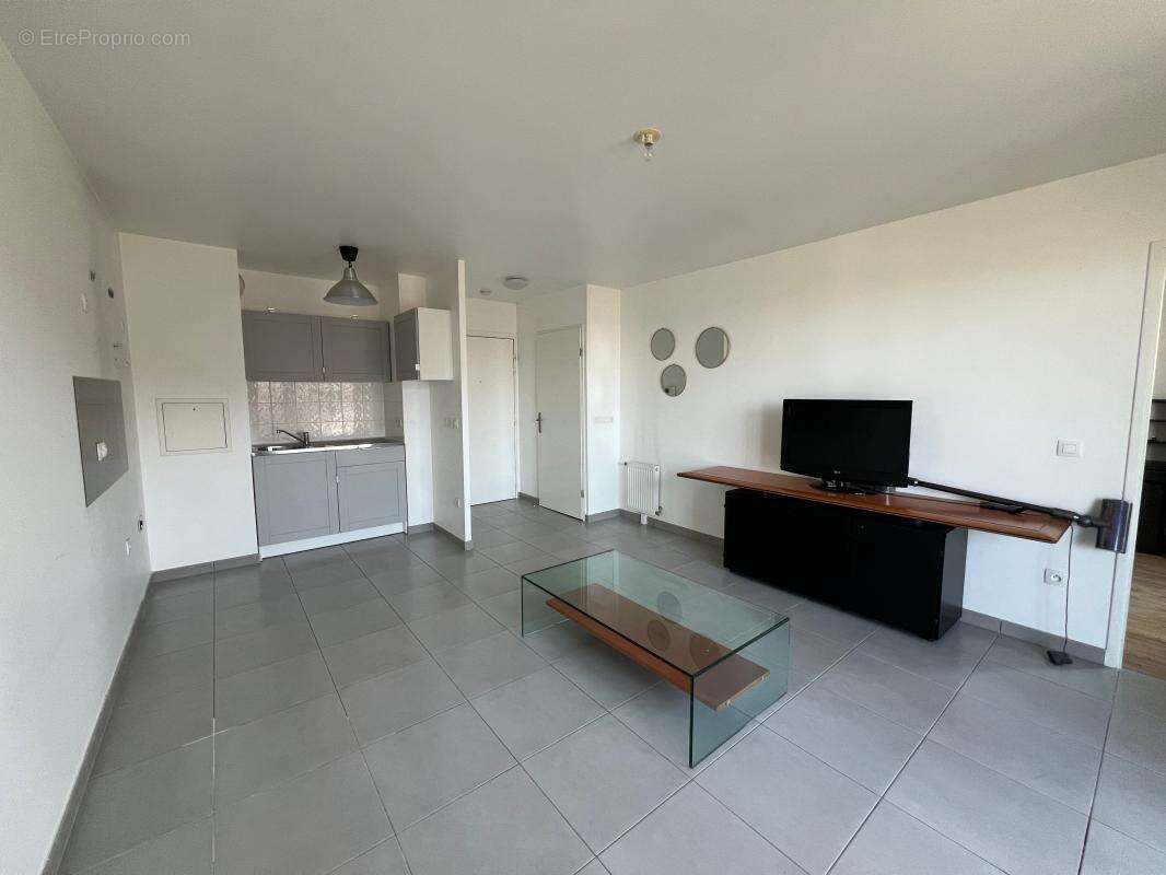 Appartement à BUSSY-SAINT-GEORGES