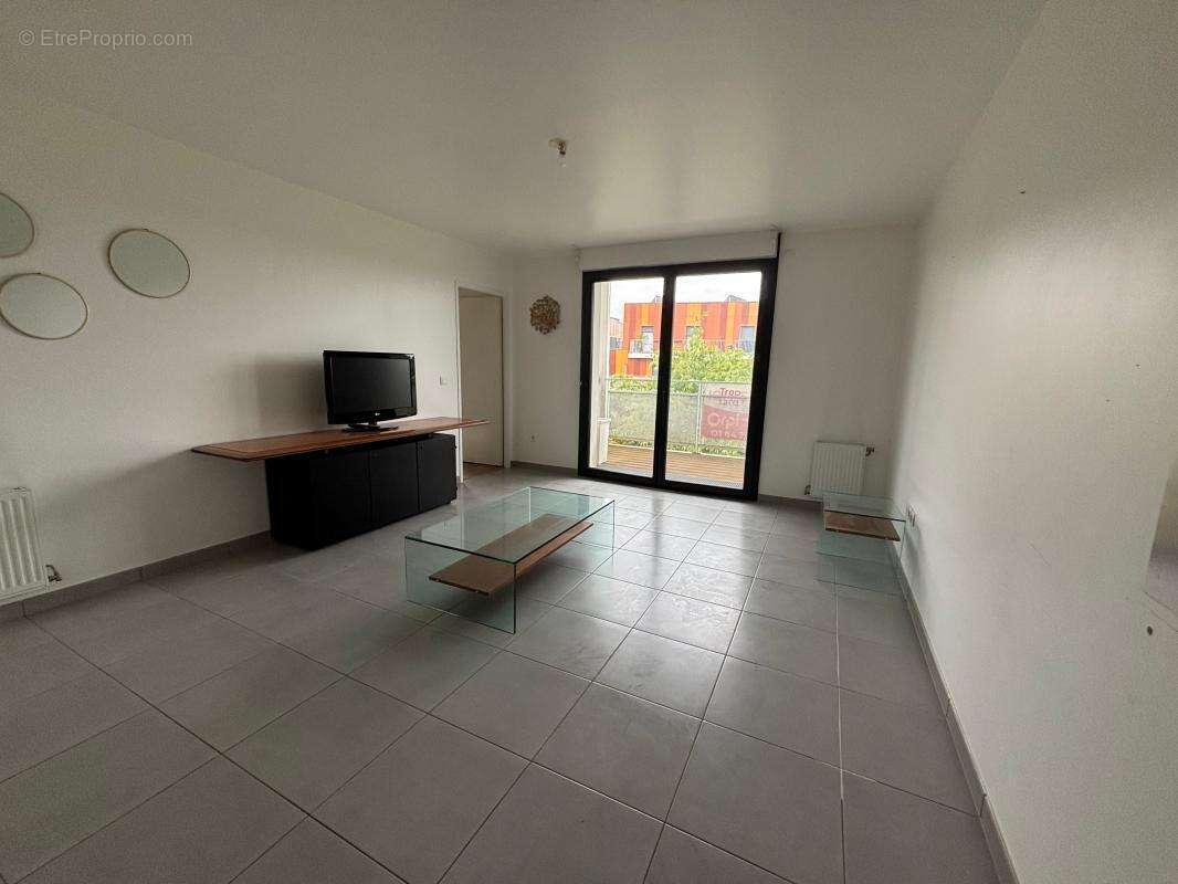 Appartement à BUSSY-SAINT-GEORGES