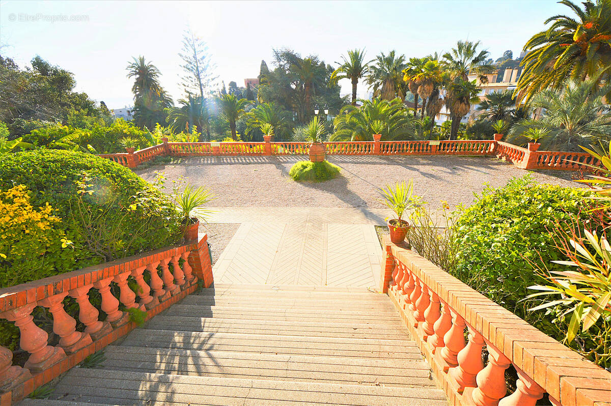 Appartement à MENTON