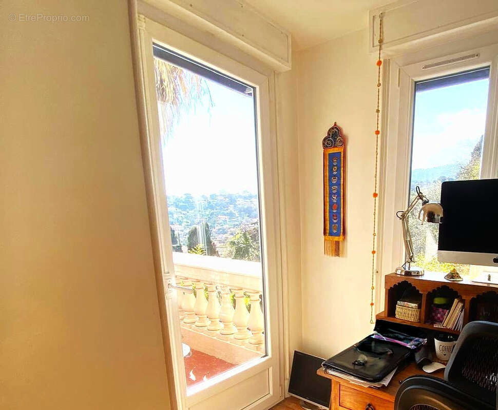 Appartement à MENTON