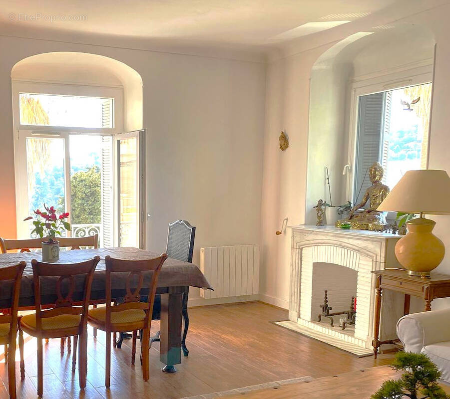 Appartement à MENTON