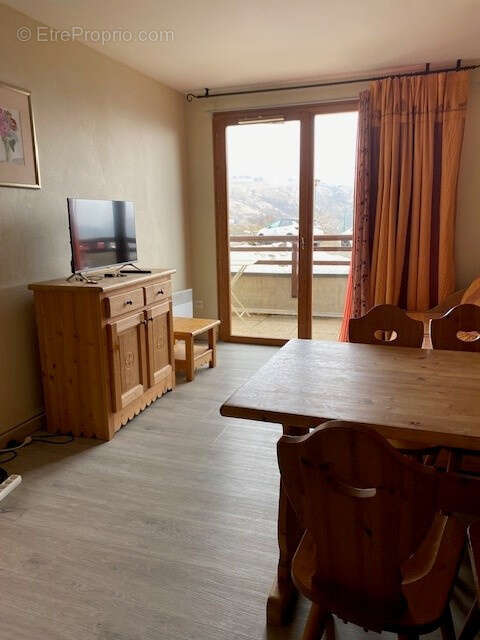 Appartement à LE CHATEL