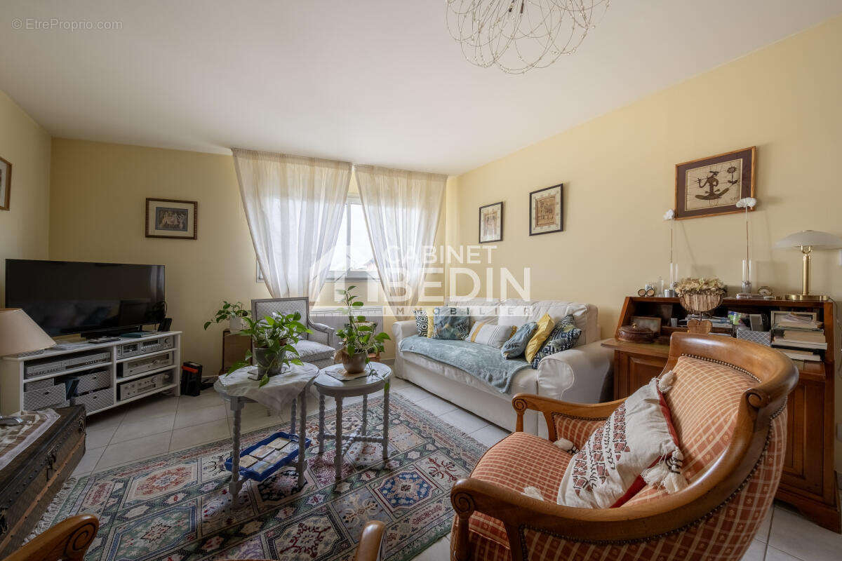 Appartement à SAINT-ORENS-DE-GAMEVILLE