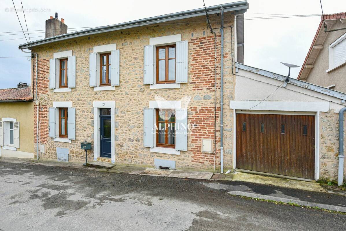 Maison à SAINT-JUNIEN