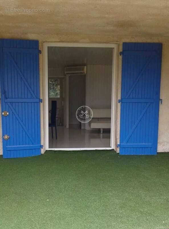 Maison à LES ADRETS-DE-L&#039;ESTEREL