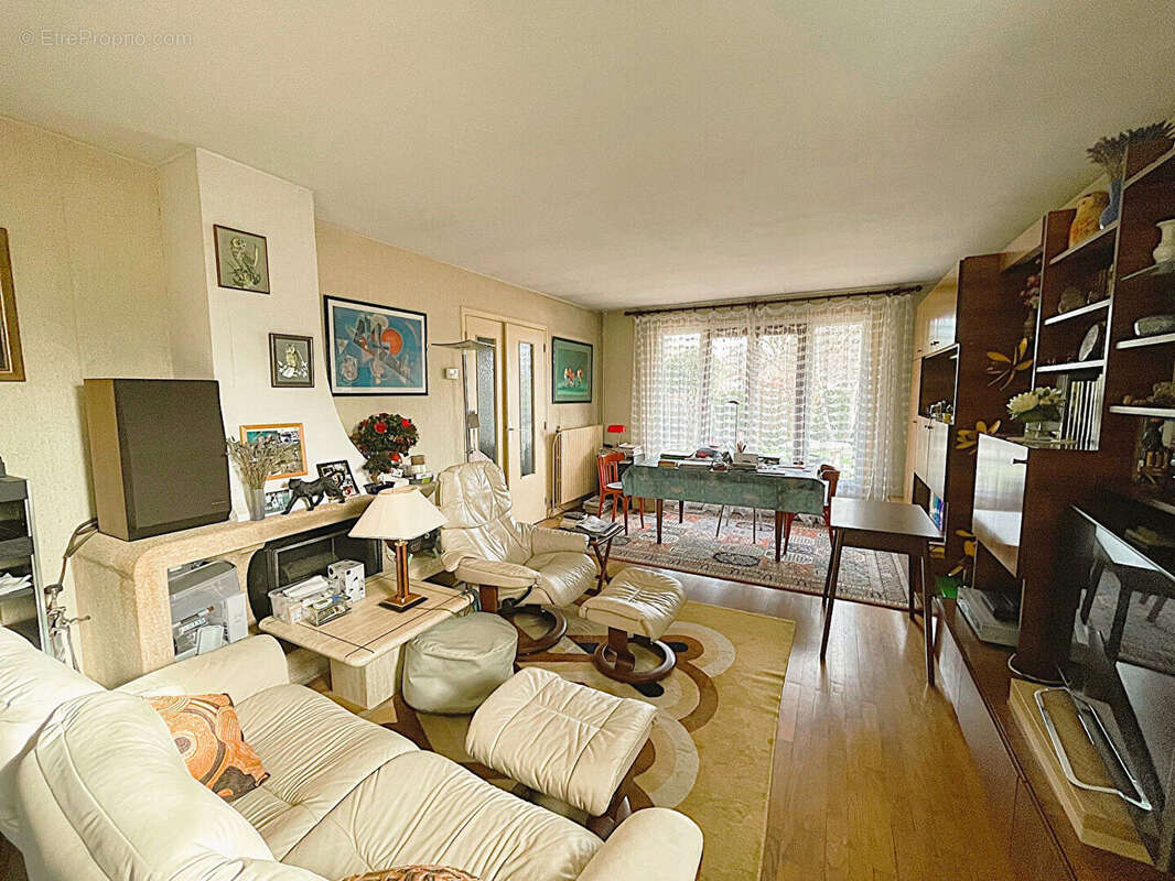 Maison à SAINT-LEU-LA-FORET