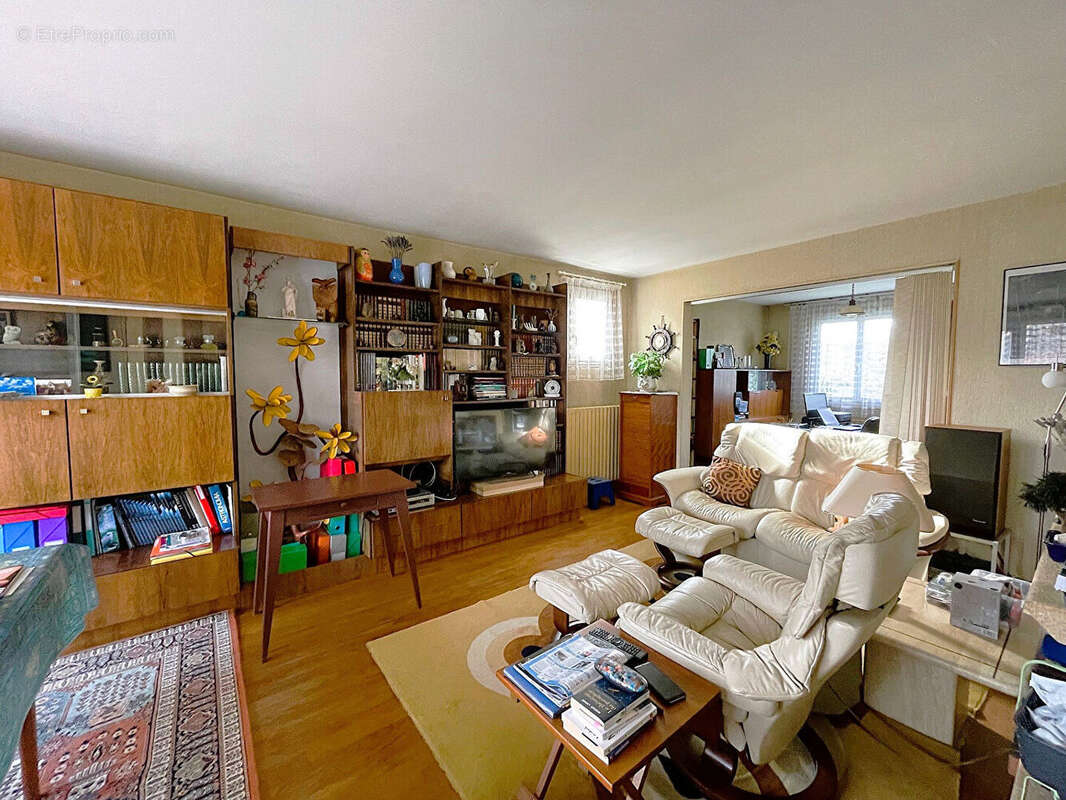 Maison à SAINT-LEU-LA-FORET