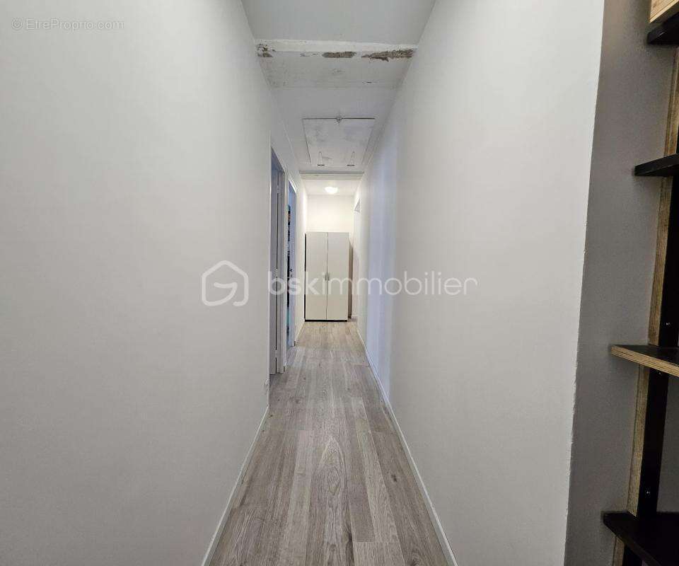 Maison à LA CROIX-DU-PERCHE