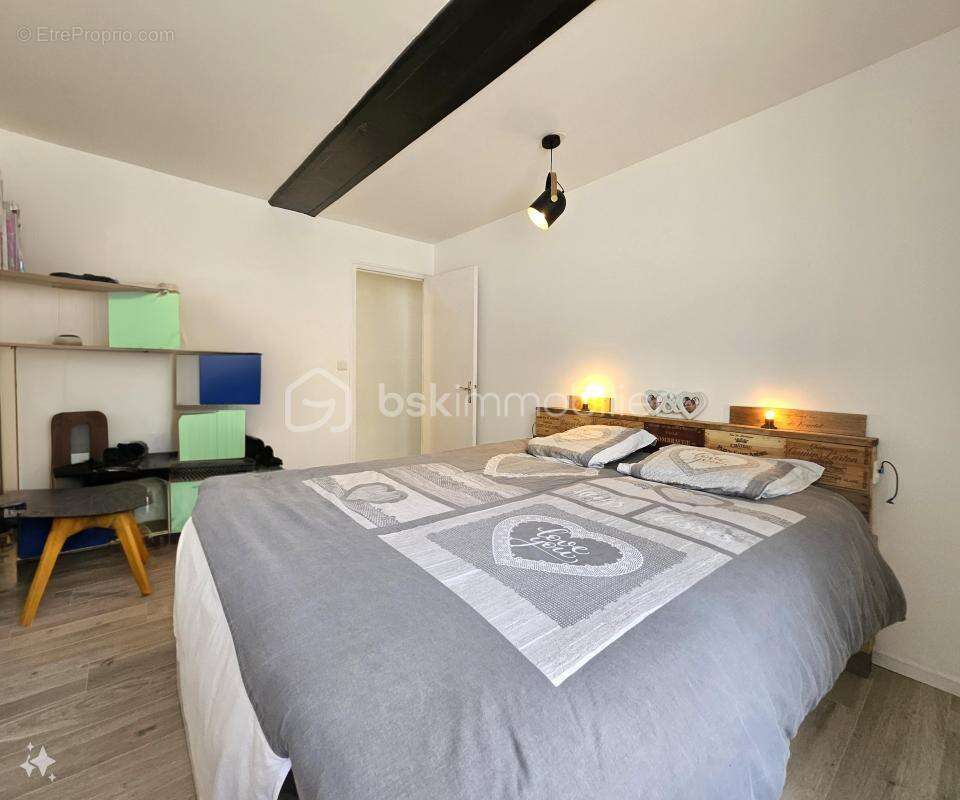 Maison à LA CROIX-DU-PERCHE