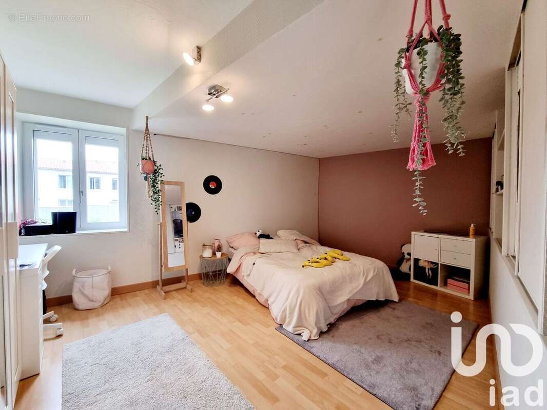 Photo 5 - Maison à NEUVILLE-DE-POITOU