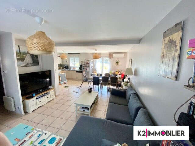 Maison à MONTELIMAR