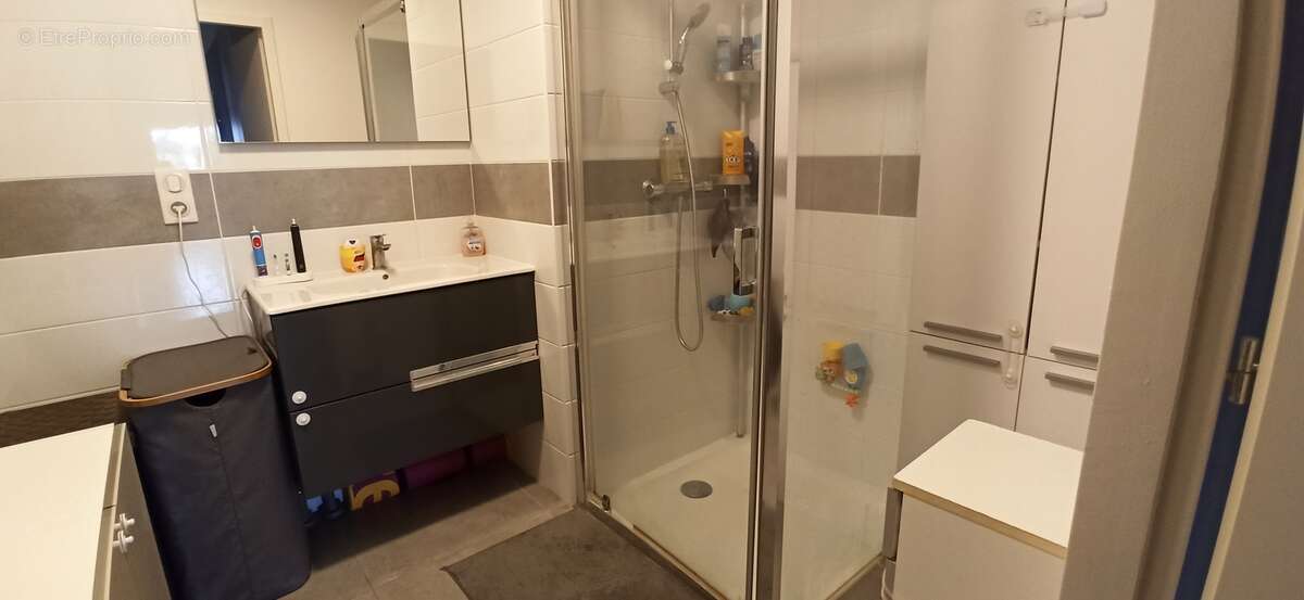 Appartement à SAINT-JORIOZ