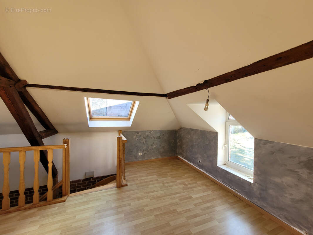 Maison à AVESNELLES