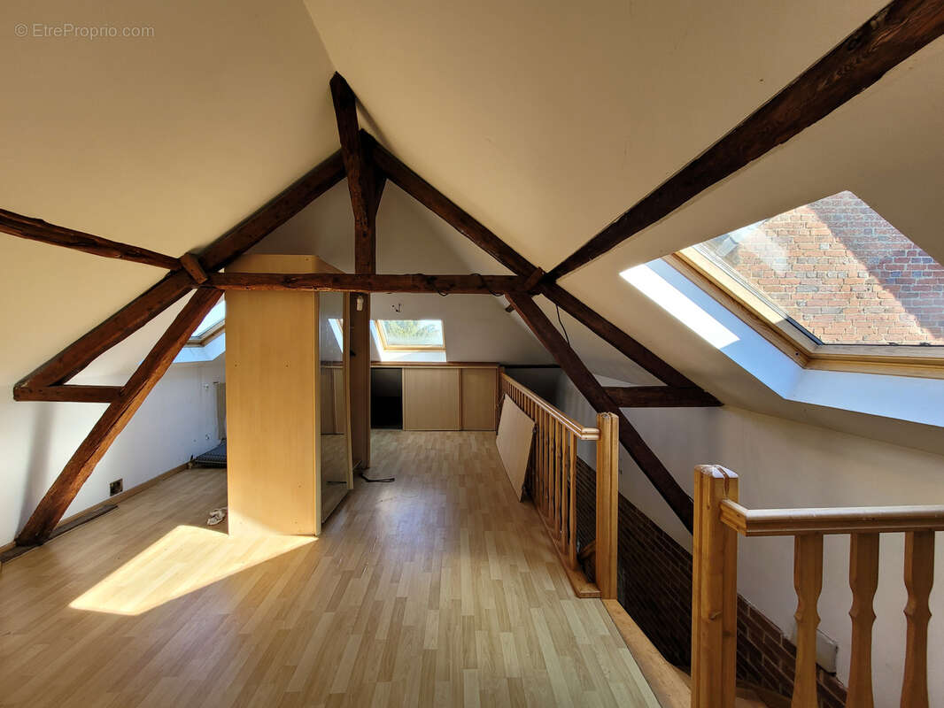 Maison à AVESNELLES