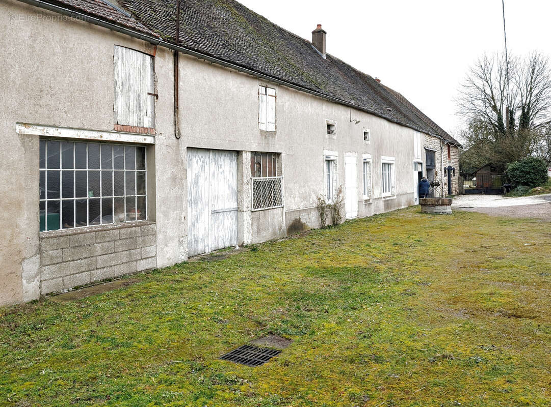 Maison à ARNAY-LE-DUC