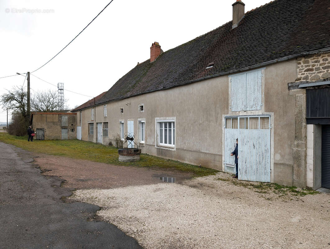 Maison à ARNAY-LE-DUC