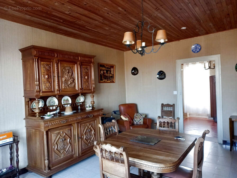 Maison à ARNAY-LE-DUC