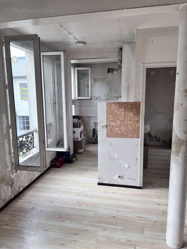Appartement à PARIS-17E