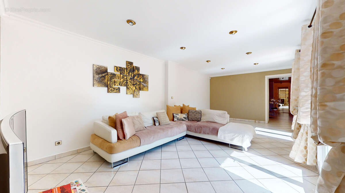 Maison à VITRY-SUR-SEINE