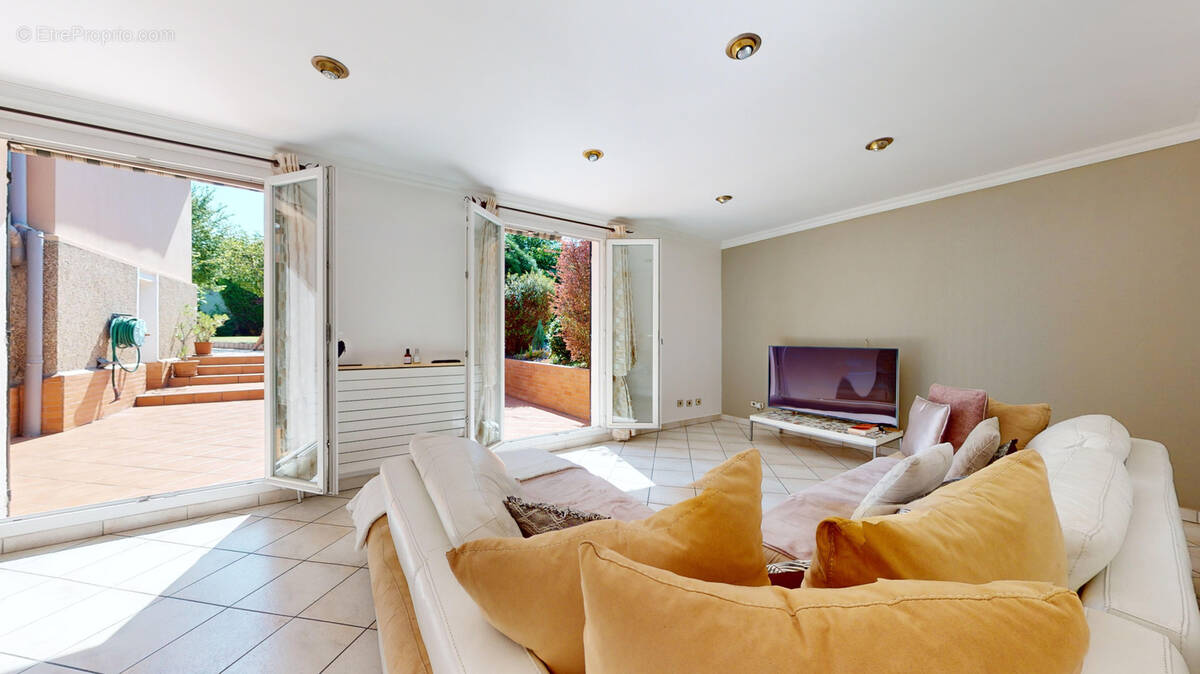 Maison à VITRY-SUR-SEINE