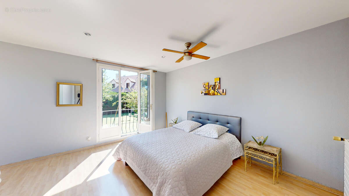 Maison à VITRY-SUR-SEINE