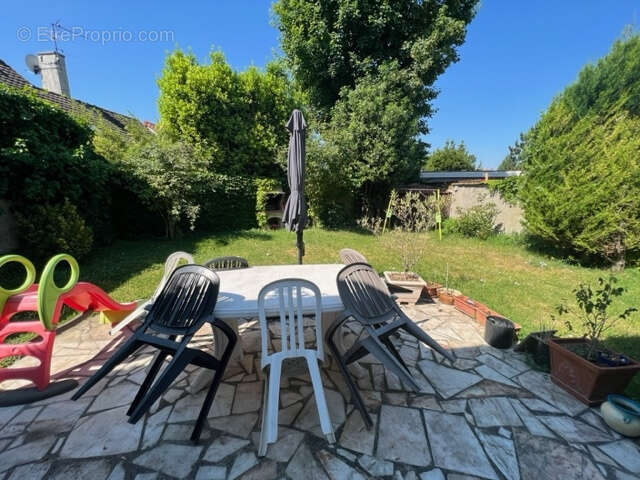 Maison à CHAMPIGNY-SUR-MARNE