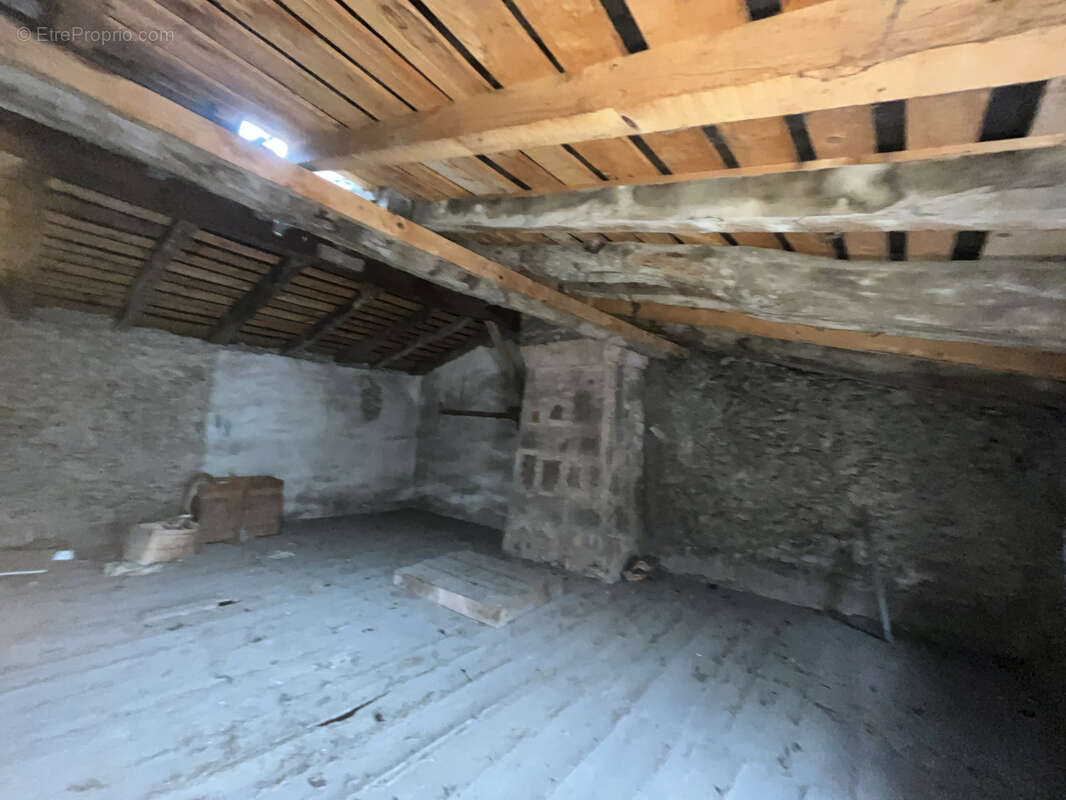 Appartement à LE MAS-D&#039;AZIL