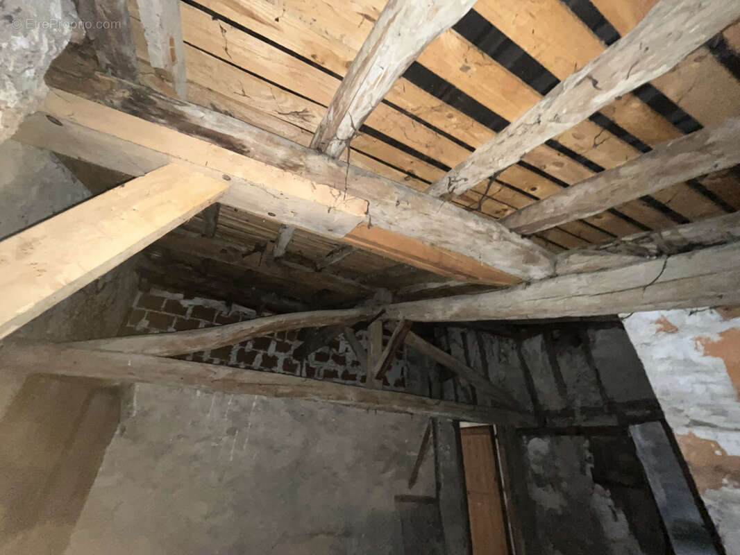 Appartement à LE MAS-D&#039;AZIL