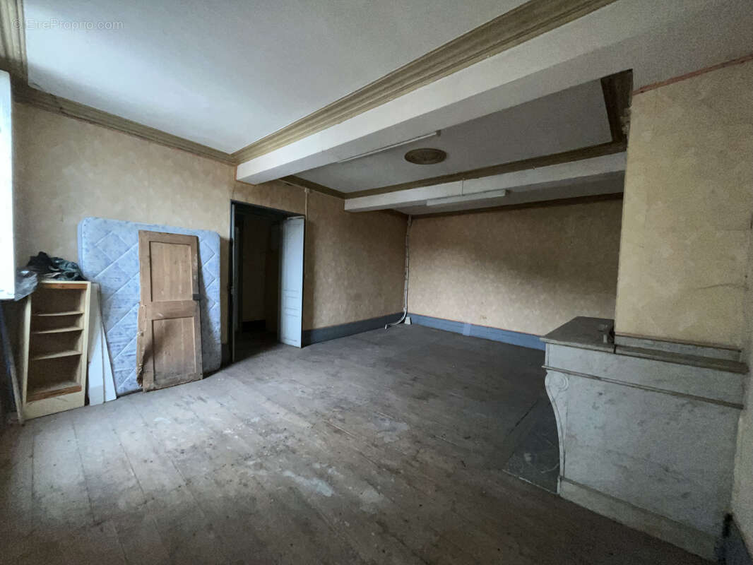 Appartement à LE MAS-D&#039;AZIL