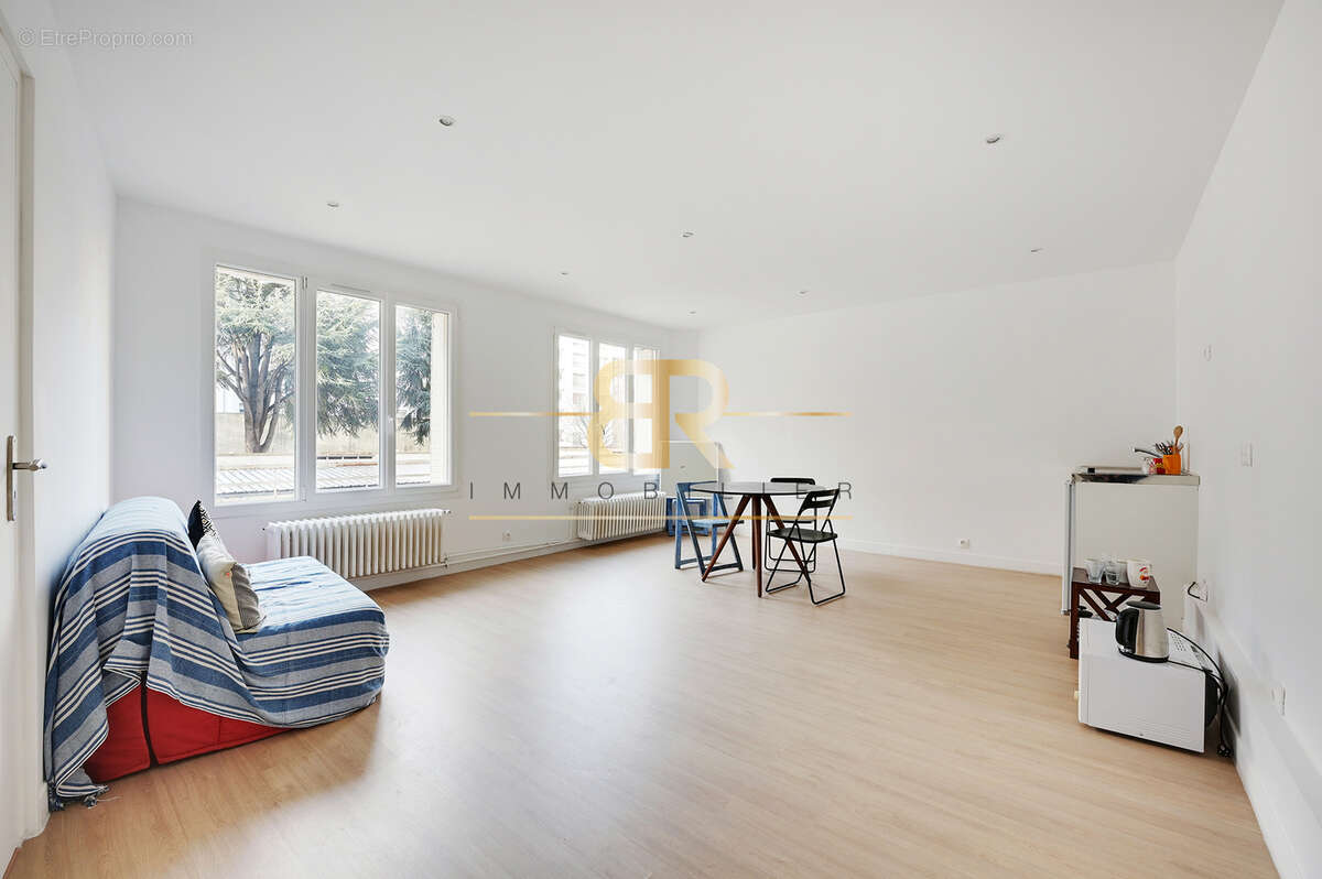 Commerce à PARIS-13E