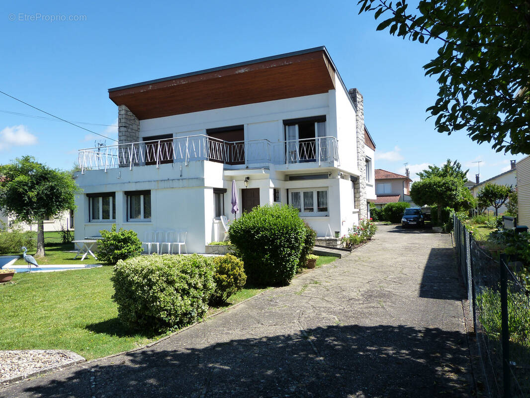 Maison à LE PASSAGE