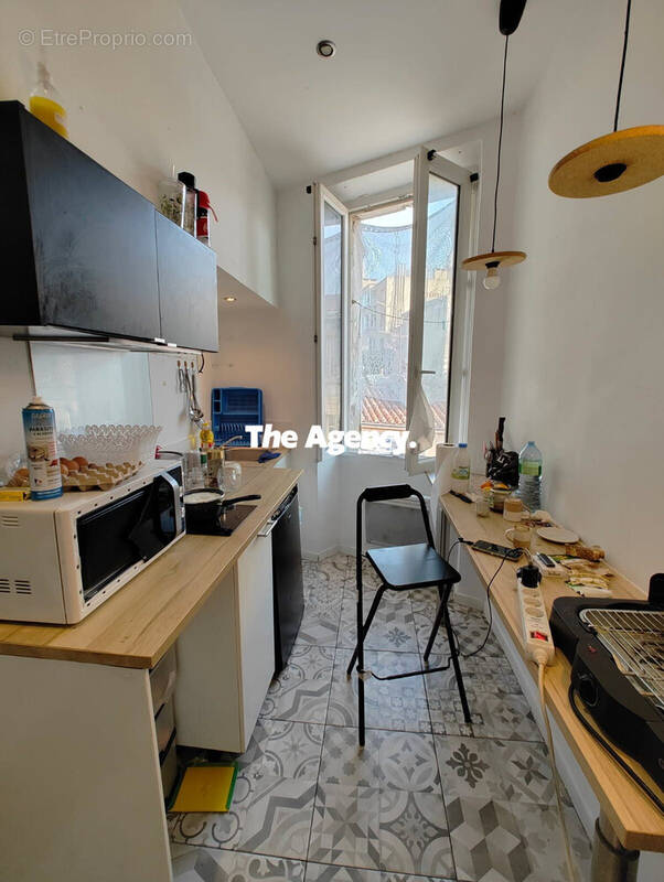 Appartement à MARSEILLE-3E