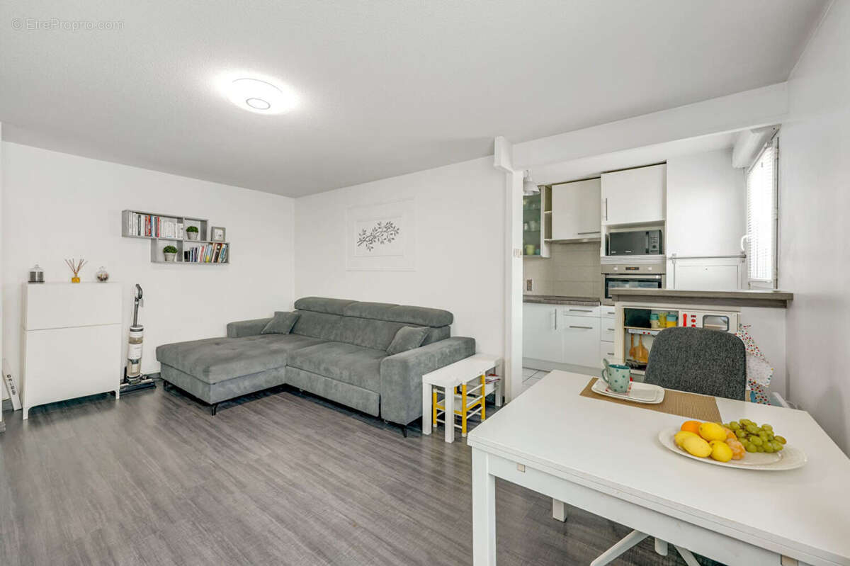 Appartement à SAINT-DENIS